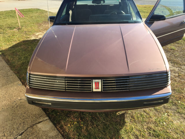 1987 Oldsmobile Toronado - photo 3
