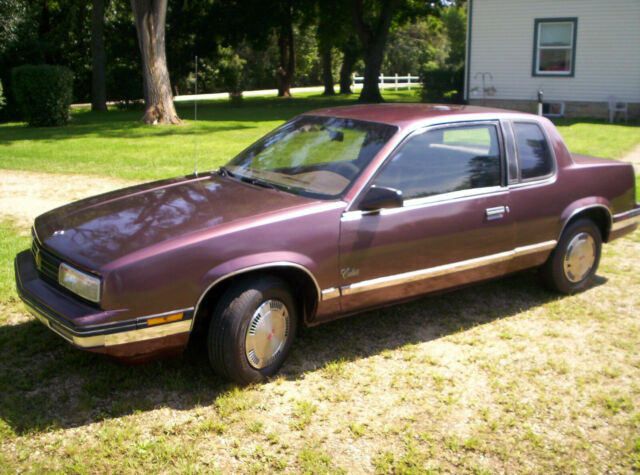 1987 Oldsmobile 2-Door Calias Coupe, restored. Rare. $2500 obo. 1987 Oldsmobile Calais Coupe