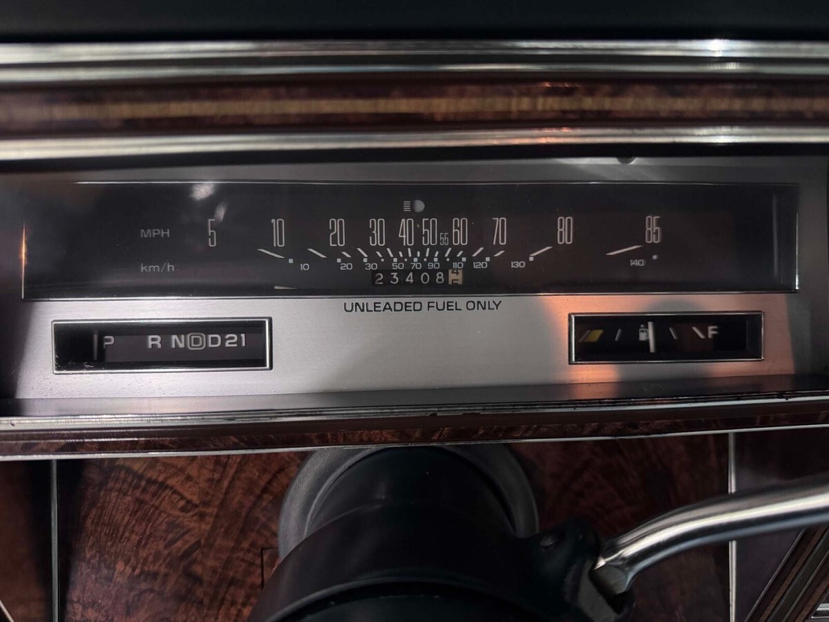 1987 Oldsmobile Custom Cruiser - photo 9