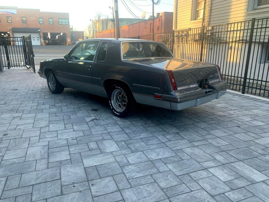 1987 Oldsmobile Cutlass 442 - photo 3