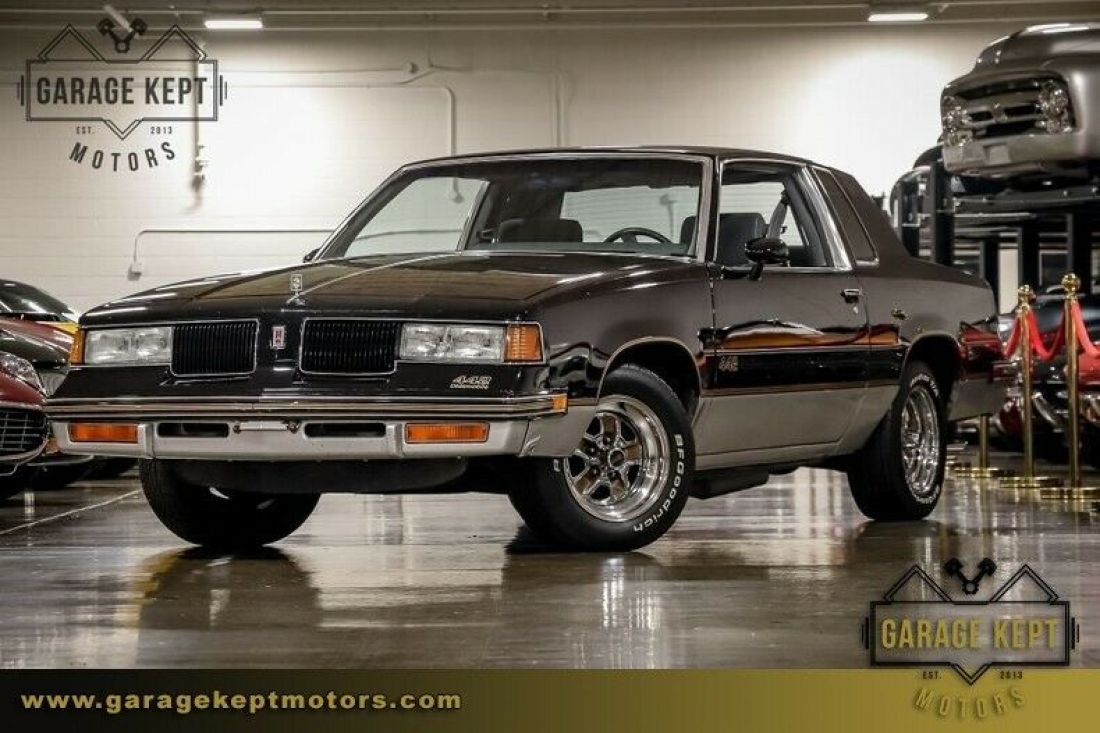1987 Oldsmobile Cutlass 442 Black Coupe 5.0L V8 104586 Miles 1987 Oldsmobile Cutlass 442