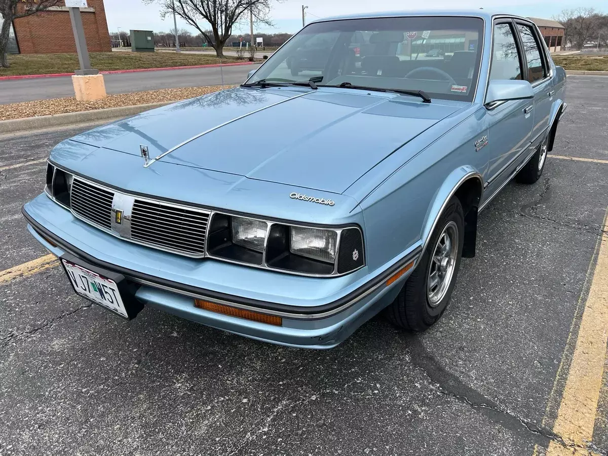 1987 Oldsmobile Cutlass Ciera Sedan Blue FWD Automatic 1987 Oldsmobile Ciera