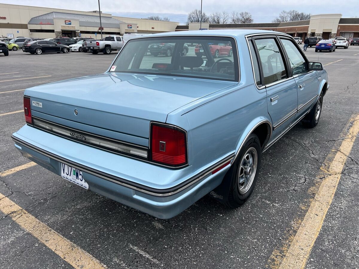 1987 Oldsmobile Ciera - photo 3
