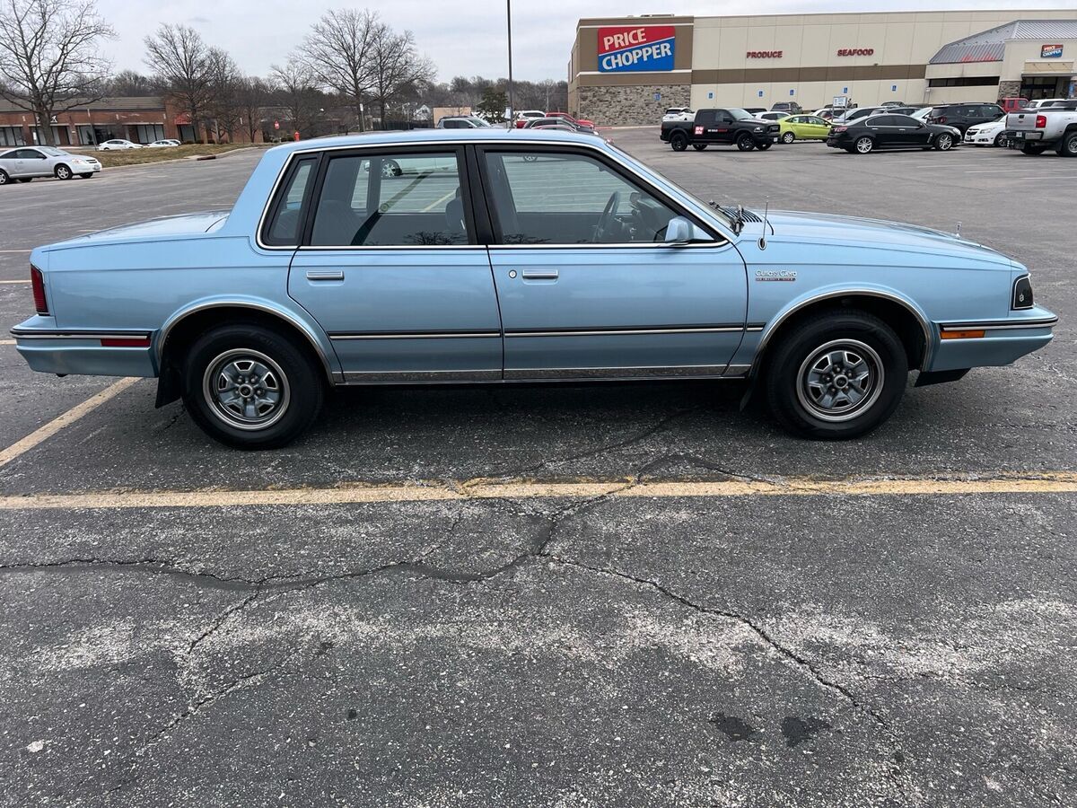 1987 Oldsmobile Ciera - photo 4