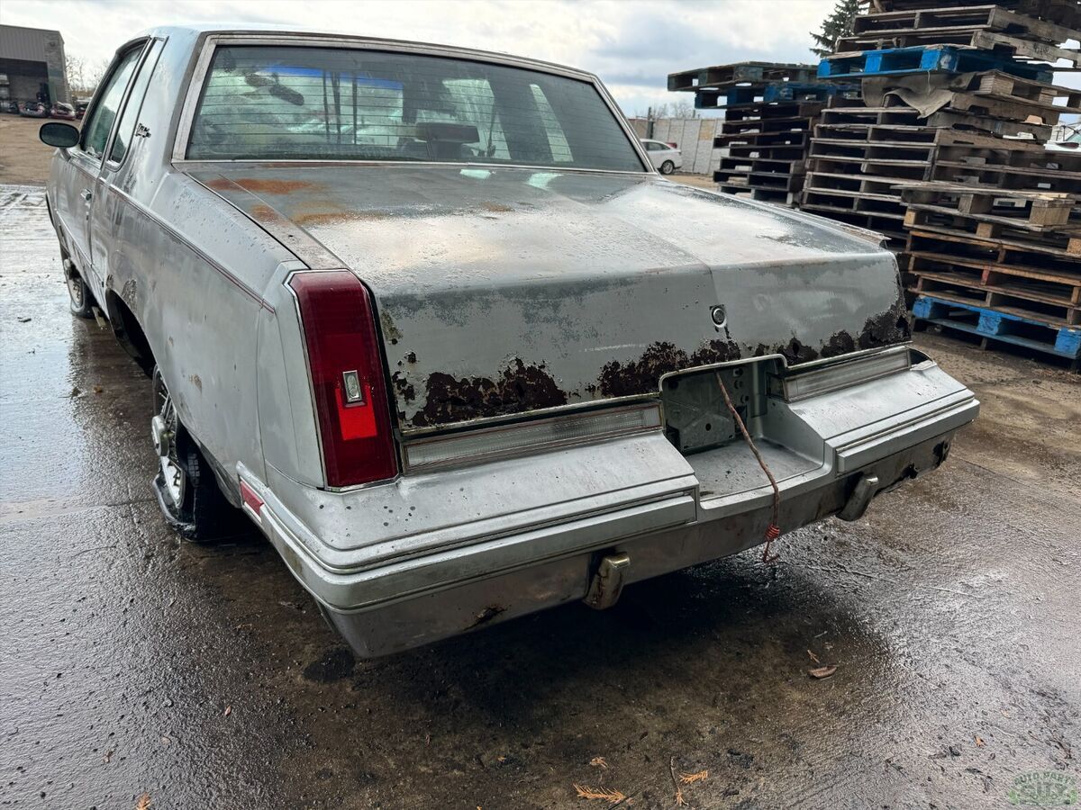 1987 Oldsmobile Cutlass BARN FIND ! - photo 3