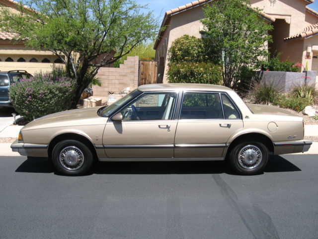 1987 Oldsmobile Delta 88 Royale Brougham Sedan 4-Door 3.8L 1987 Oldsmobile Delta 88 Royal Brougham 4 Door Royale Brougham Sedan 4-Door
