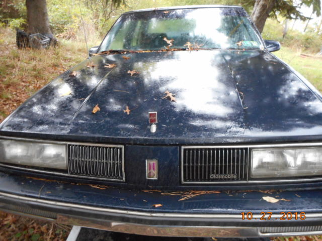 1987 Oldsmobile Delta 88 Royale Brougham Sedan 4-Door 3.8L(parts car bad frame) 1987 Oldsmobile Eighty-Eight Royal Brougham