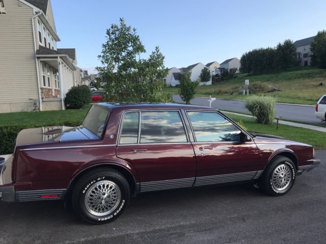 1987 Oldsmobile Ninety-Eight Touring Sedan - photo 2