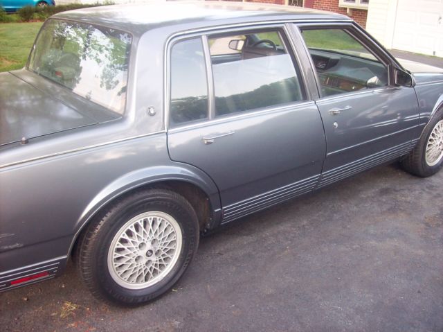 1987 Oldsmobile Ninety-Eight 98 - photo 3