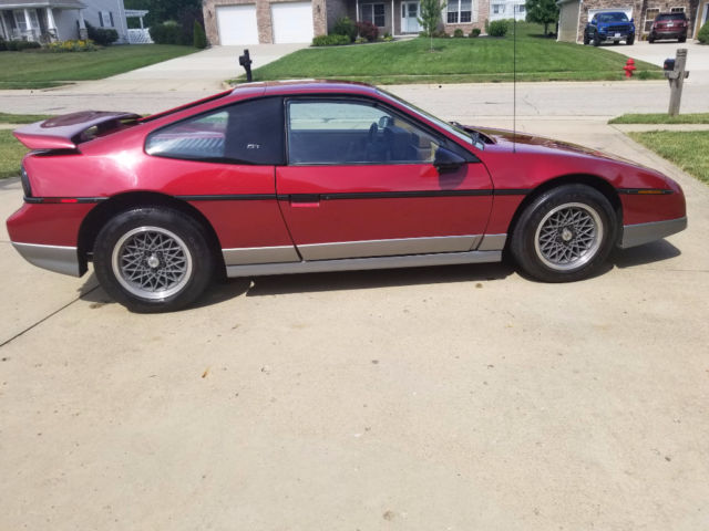1987 Pontiac Fiero GT - photo 3