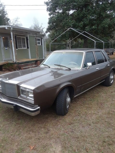 1987 Plymouth Fury Gran Fury - photo 2