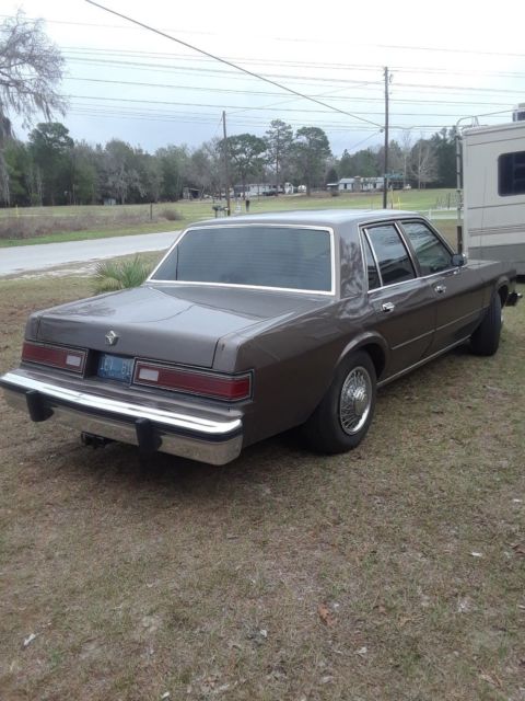 1987 Plymouth Fury Gran Fury - photo 4