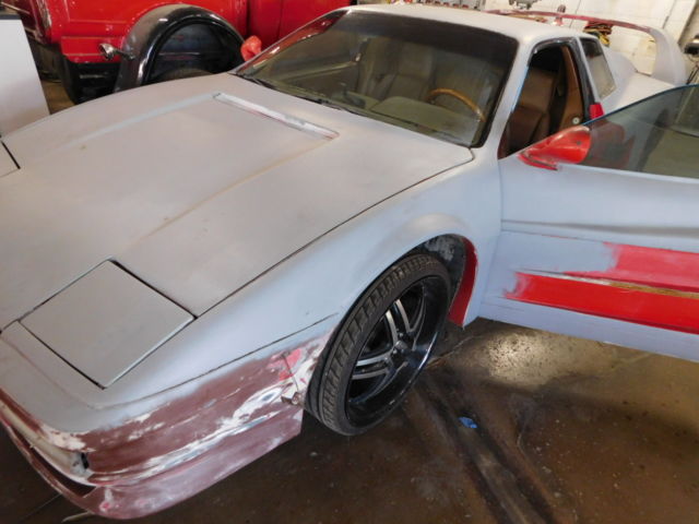1987 Pontiac Fiero - photo 2