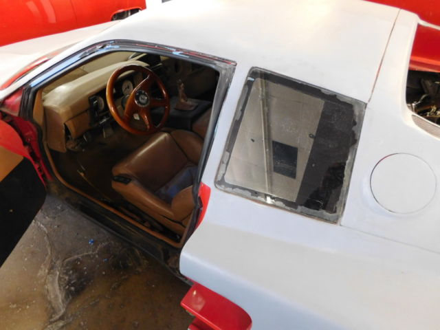 1987 Pontiac Fiero - photo 8