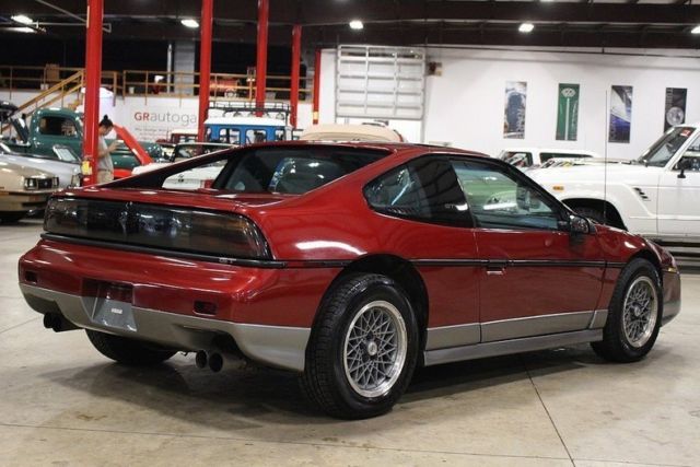 1987 Pontiac Fiero -- - photo 5