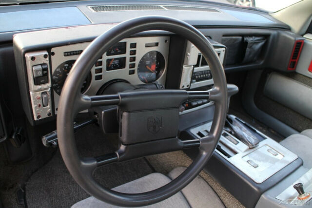 1987 Pontiac Fiero - photo 12