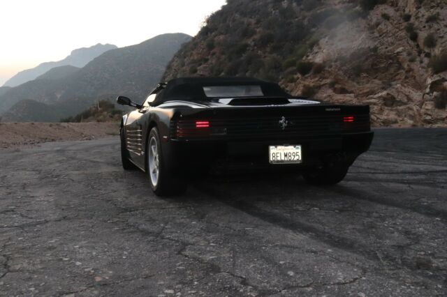 1987 Pontiac Fiero - photo 4