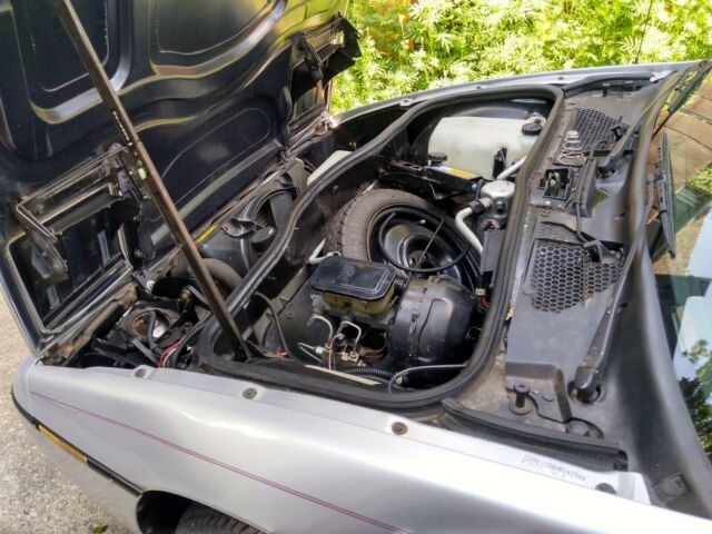 1987 Pontiac Fiero - photo 4