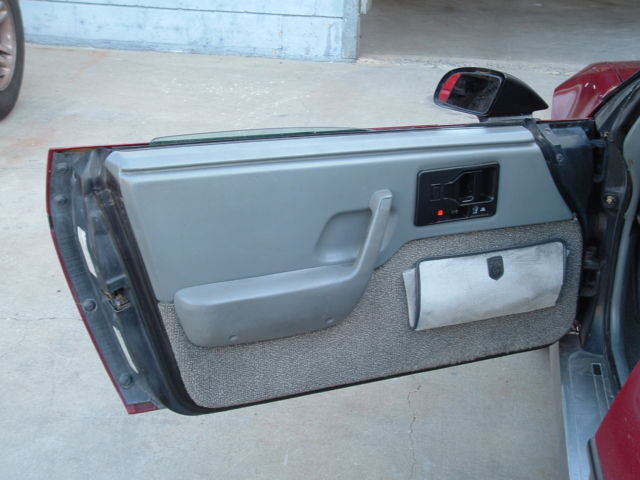 1987 Pontiac Fiero - photo 8