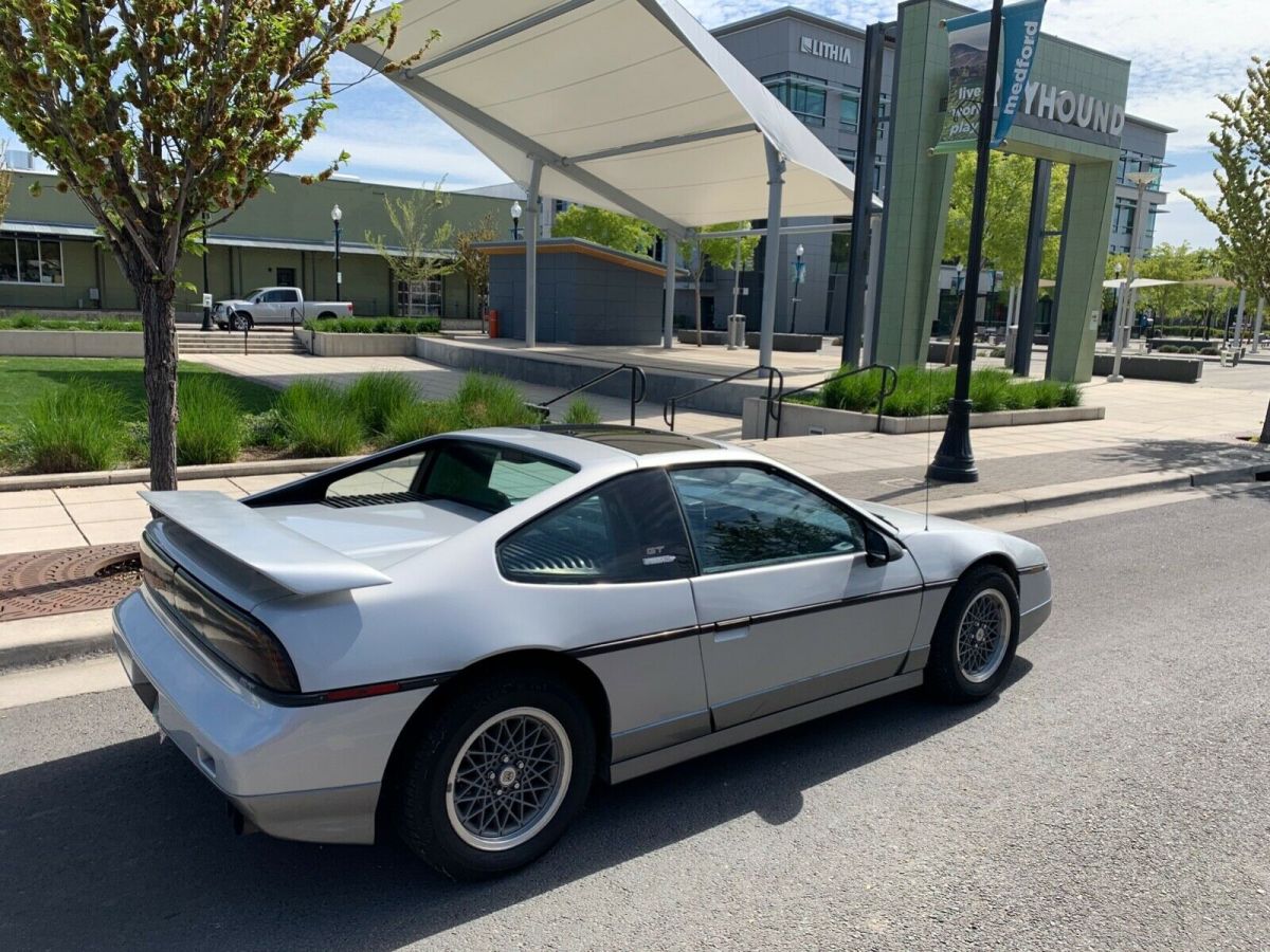 1987 Pontiac Fiero GT