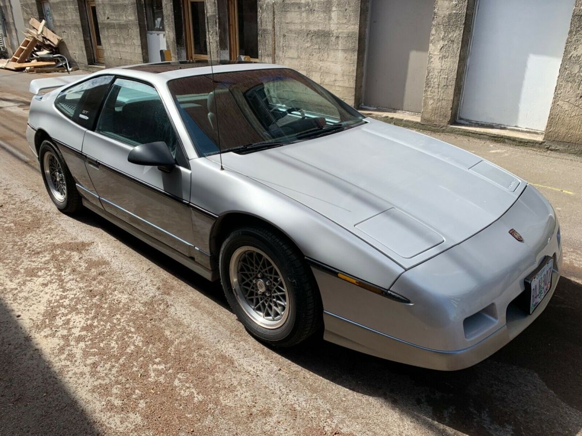 1987 Pontiac Fiero GT - photo 4