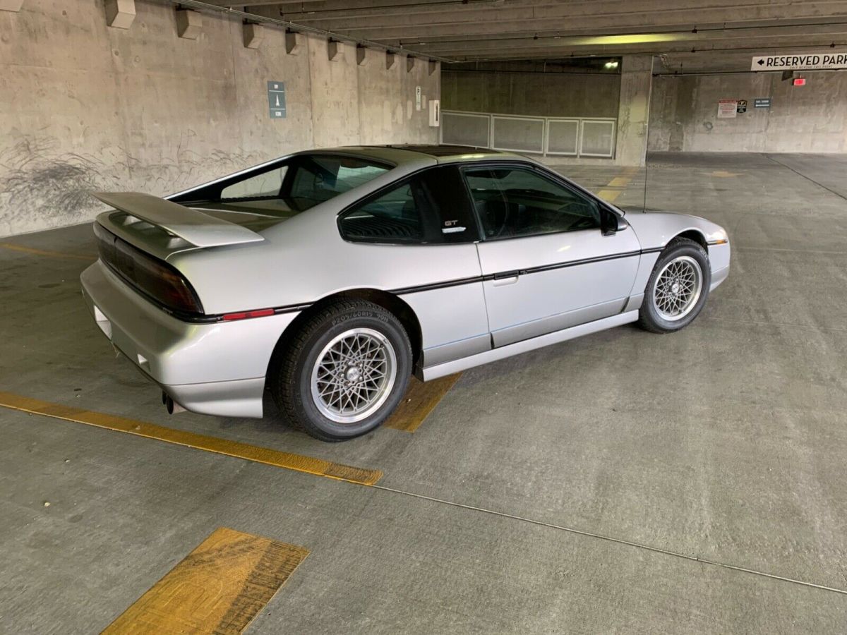 1987 Pontiac Fiero GT - photo 7