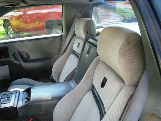1987 Pontiac Fiero - photo 9