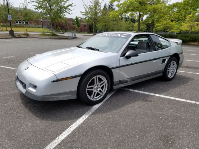 1987 Pontiac Fiero GT