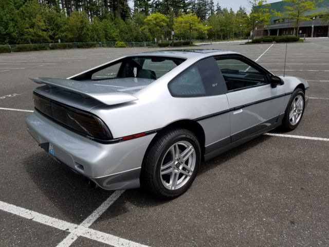 1987 Pontiac Fiero GT - photo 4