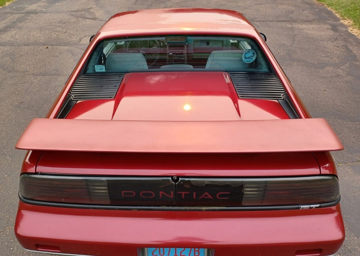 1987 Pontiac Fiero - photo 7