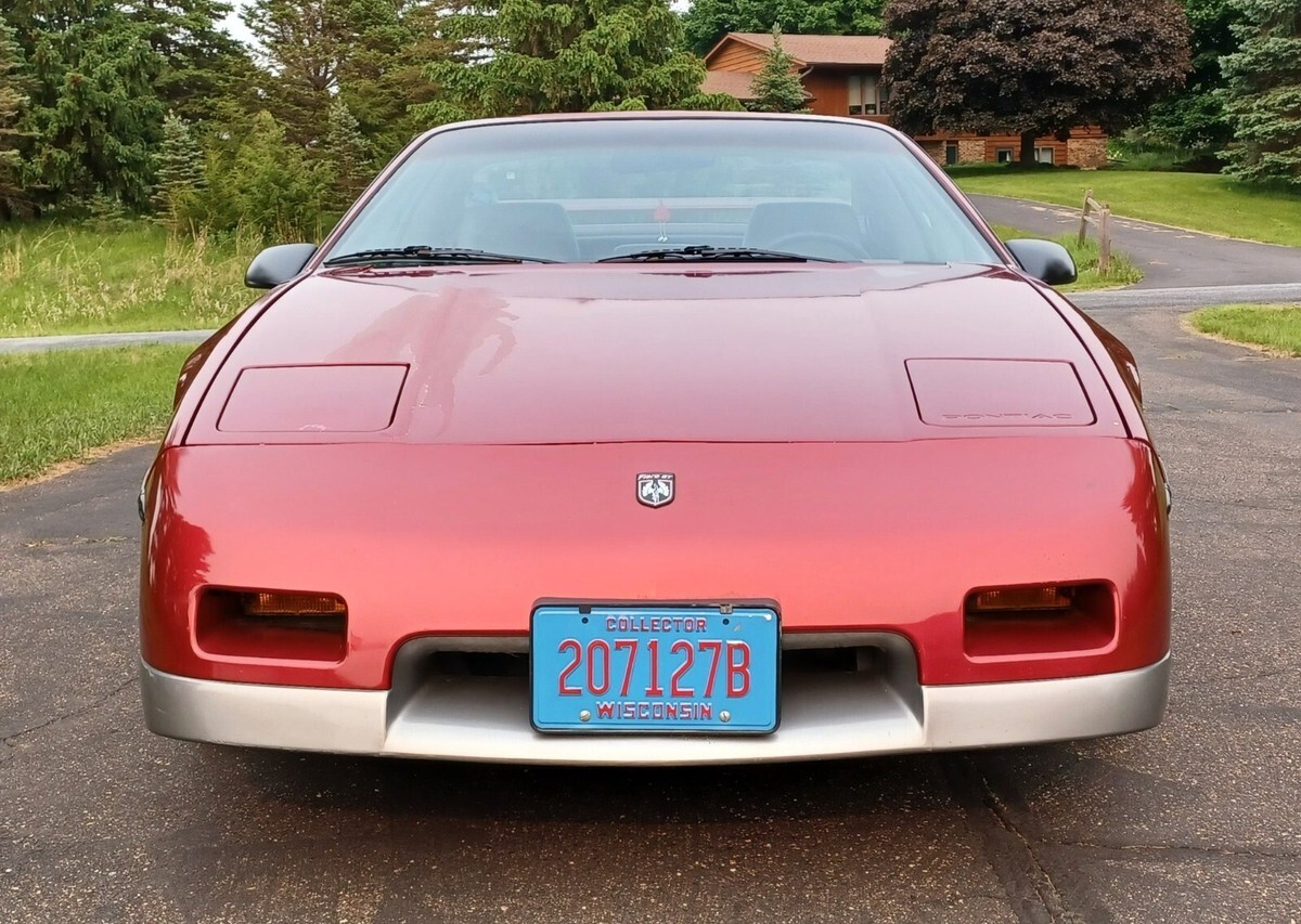 1987 Pontiac Fiero - photo 8