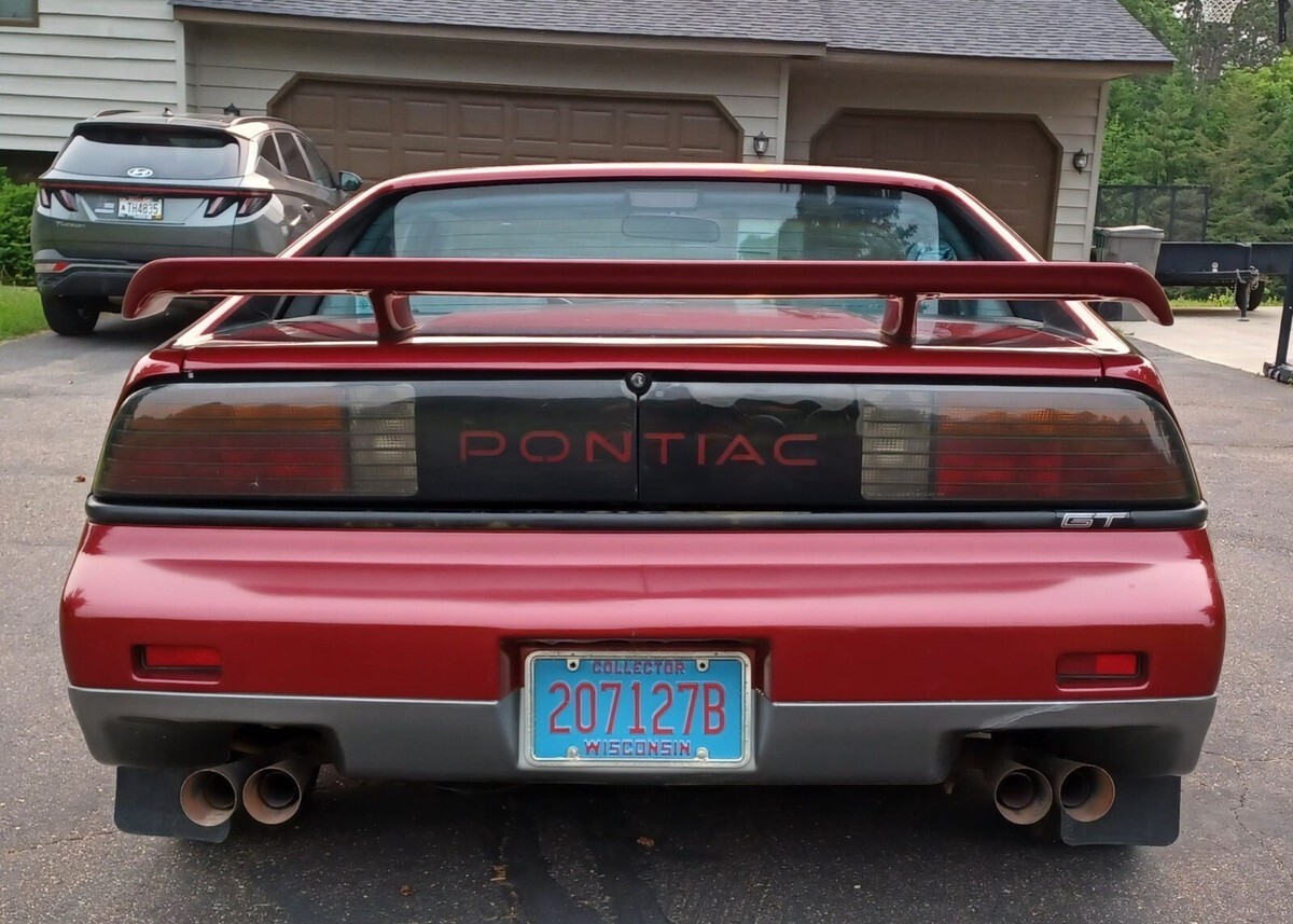 1987 Pontiac Fiero - photo 9
