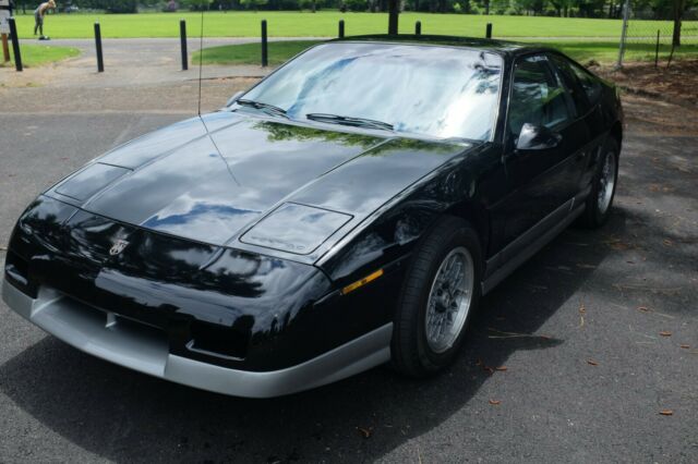 1987 Pontiac Fiero GT - photo 5