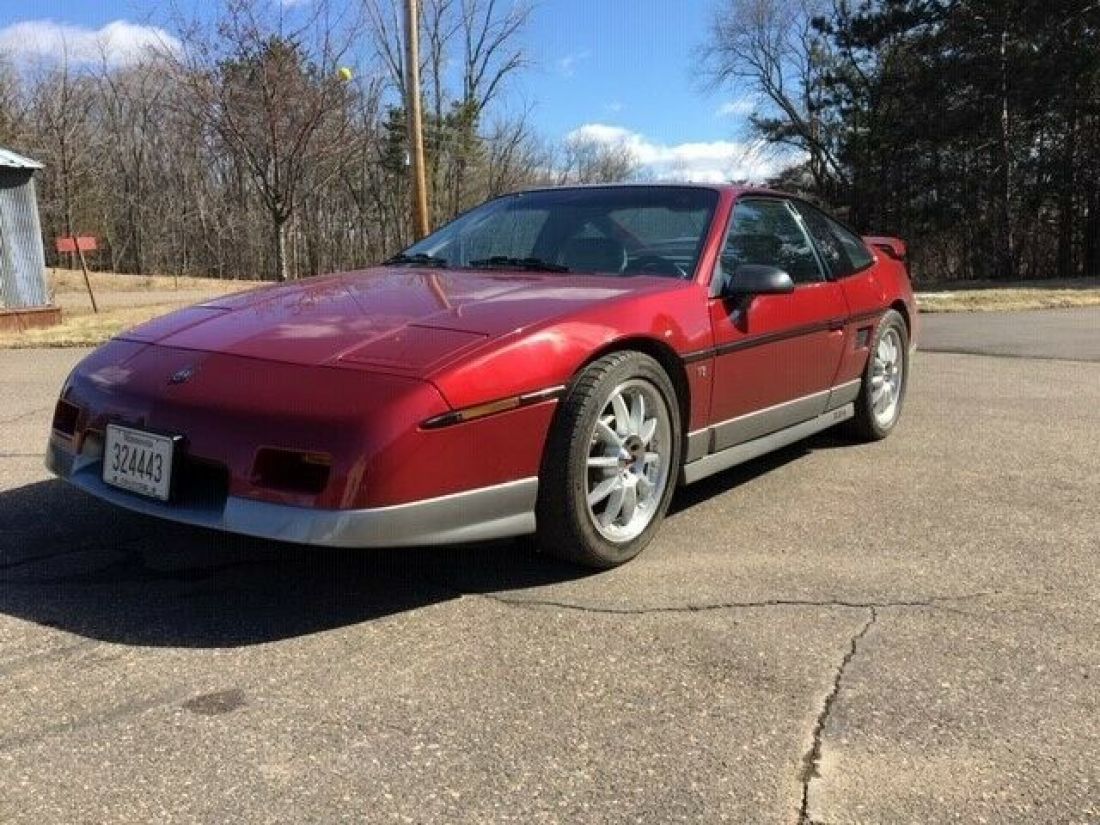 1987 Pontiac Fiero - photo 3