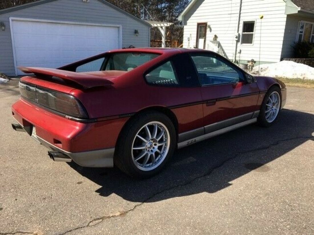 1987 Pontiac Fiero - photo 5