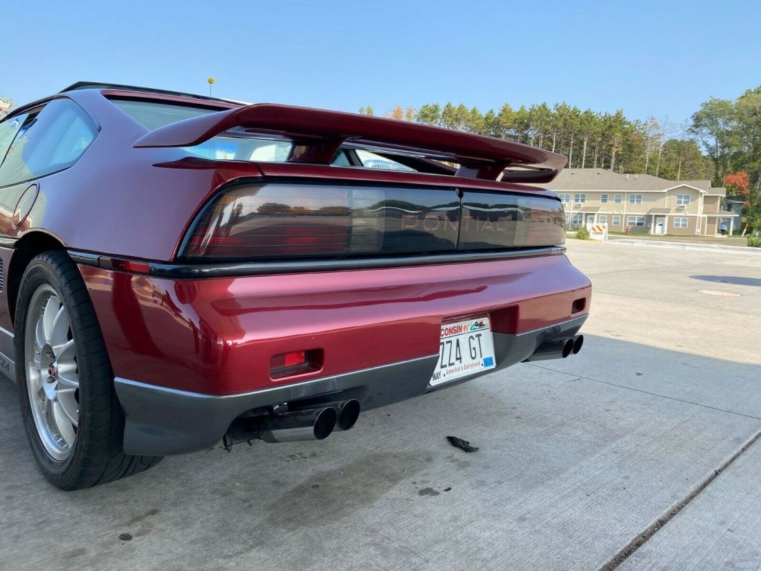 1987 Pontiac Fiero - photo 6