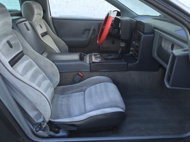 1987 Pontiac Fiero GT Coupe 2-Door - photo 7