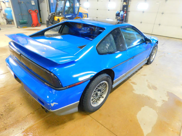 1987 Pontiac Fiero GT - photo 4
