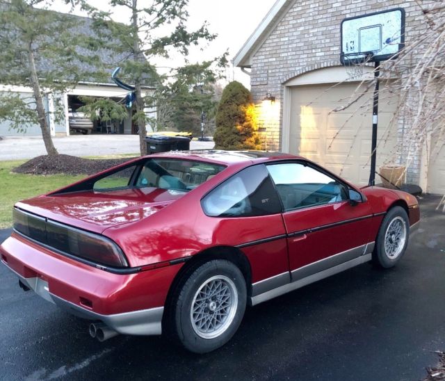 1987 Pontiac Fiero GT - photo 4