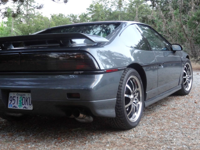 1987 Pontiac Fiero - photo 8