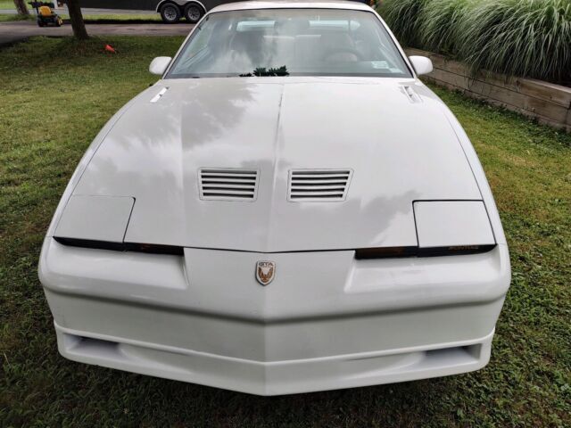 1987 Pontiac Firebird TRANS AM - photo 2