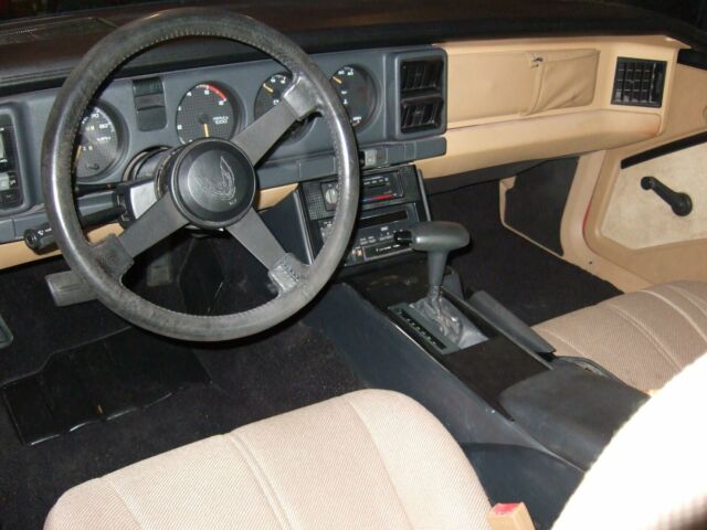 1987 Pontiac Firebird 2 door - photo 5