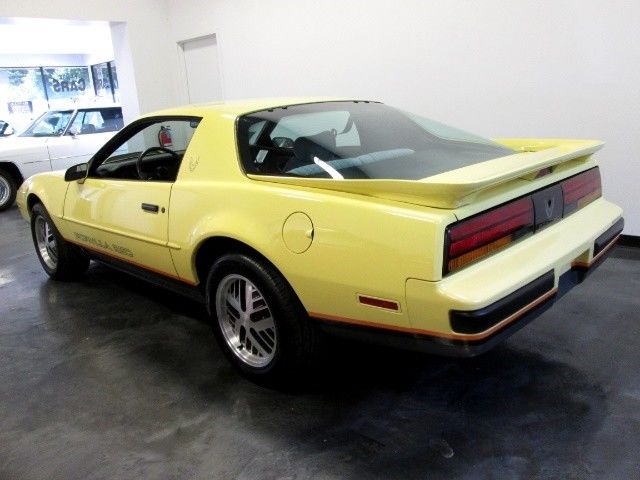 1987 Pontiac Firebird Formula - photo 7