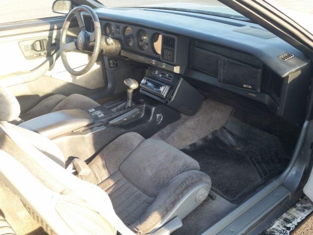 1987 Pontiac Firebird - photo 4