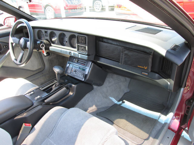 1987 Pontiac Firebird Trans Am Coupe 2-Door - photo 11