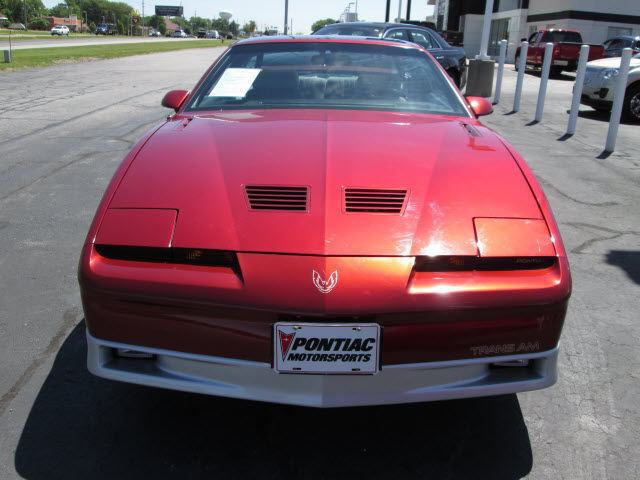 1987 Pontiac Firebird Trans Am Coupe 2-Door - photo 2