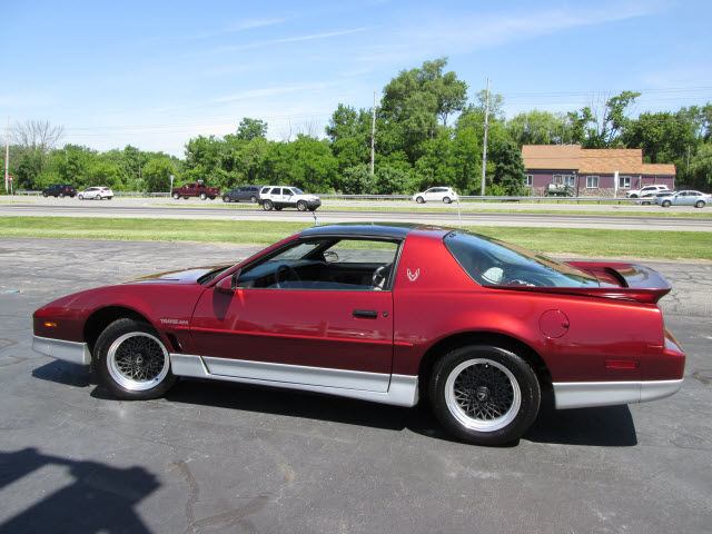 1987 Pontiac Firebird Trans Am Coupe 2-Door - photo 4