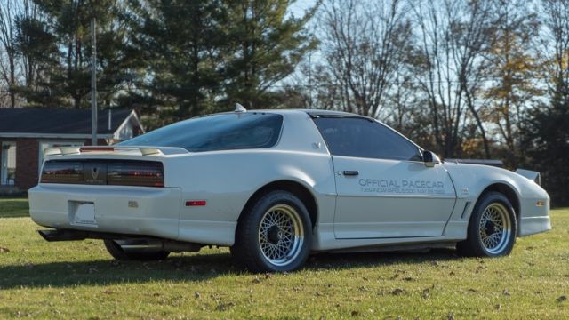1987 Pontiac Firebird Trans Am Coupe 2-Door - photo 6