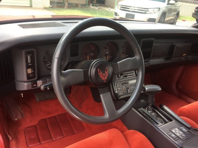 1987 Pontiac Trans Am - photo 10