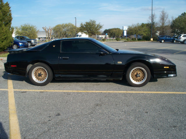 1987 Pontiac Trans Am GTA - photo 2